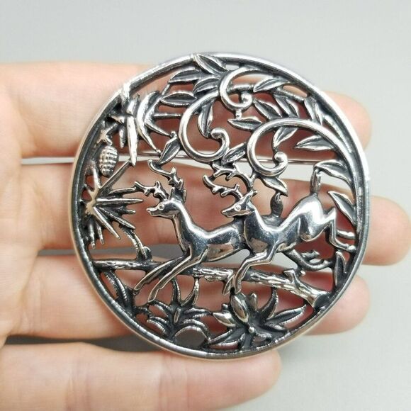 Vintage Sarah Coventry Leaping Deer Filigree Round Brooch Pendant, Silver Tone - Picture 1 of 8